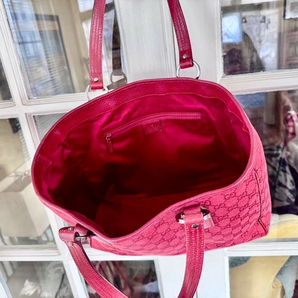 Gucci Vintage Red Monogram Canvas Tote Bag 8.5”EUC - Picture 13 of 16
